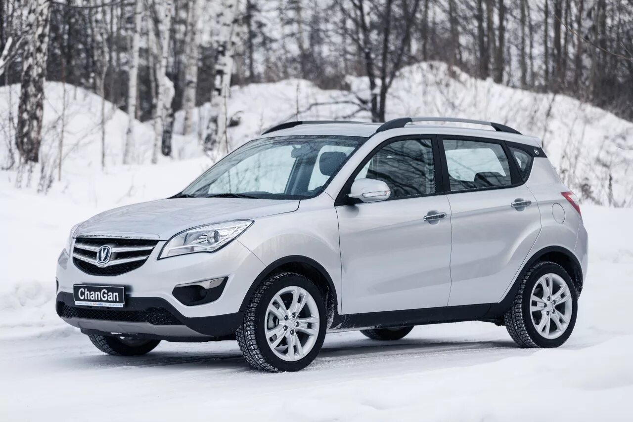 Комплектация Luxe 1.6 AT автомобиля Changan CS35 2025 - Аванта