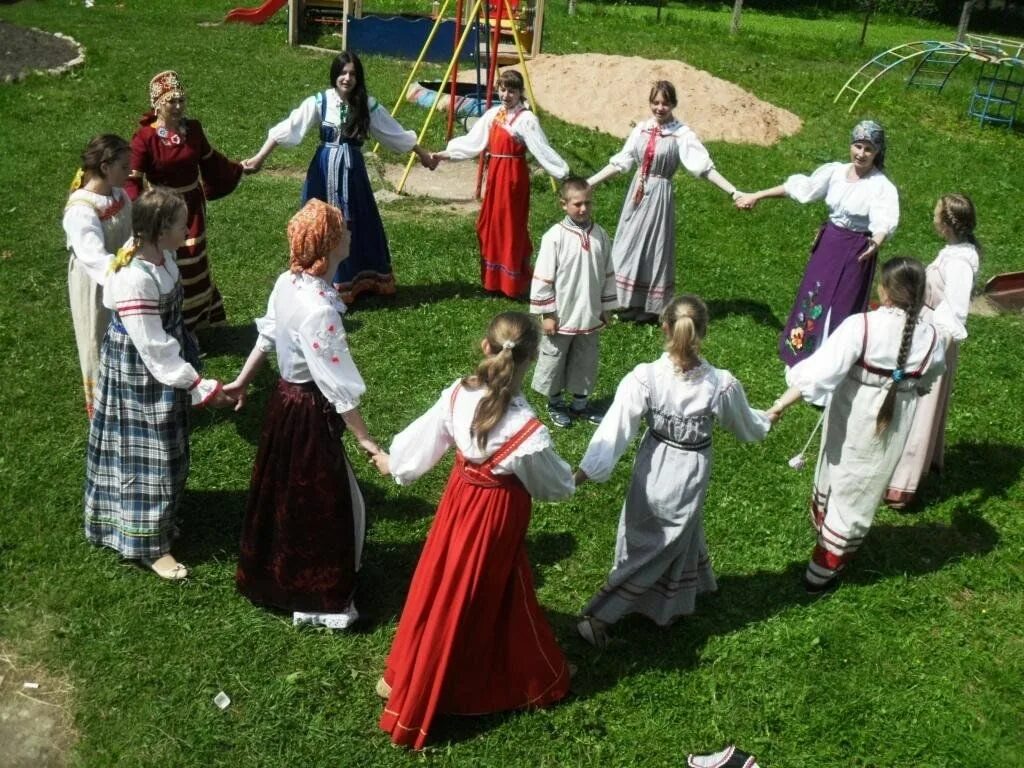 Хороводы на руси. Национальный хоровод. Народный хоровод. Праздничные народные гулянья. Хороводы на руси.