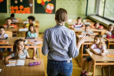 Lehrer-Typen: Mit diesen Lehrern müssen Schüler und Eltern rechnen.