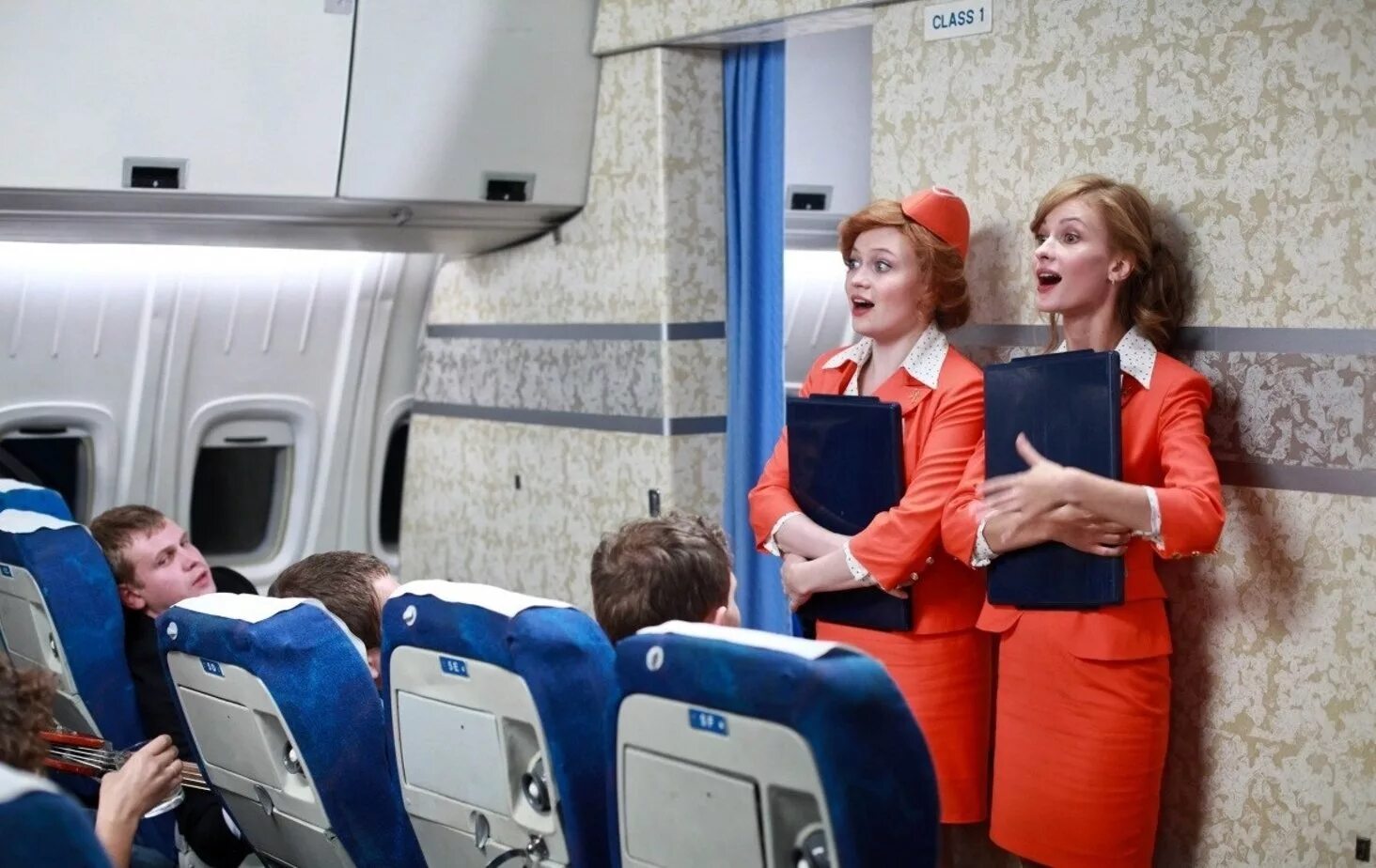 Светлана иванова евгения добровольская. Флюза фархшатова режиссер. Немного не в себе 2 сезон. Фархшатова флюза марсовна. Немного не в себе сериал 2011.