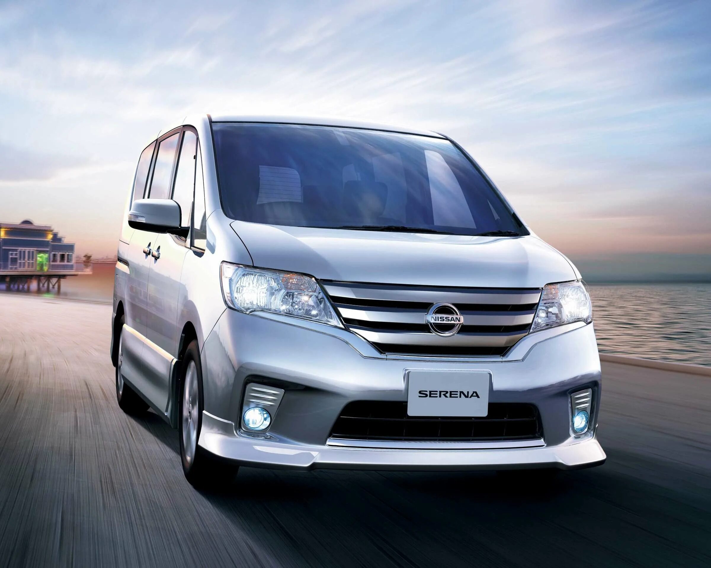 Куплю автомобиль минивэн. Ниссан Серена c26. Nissan Serena c26 Highway Star. Nissan Serena 2021. Nissan Serena c26 Nismo.