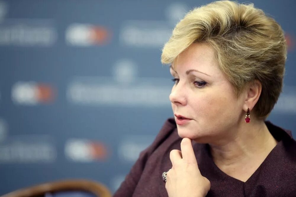 галина юрьевна гагарина дочь юрия гагарина. елена гагарина. елена гагарина дочь. дочки гагарина сейчас. елена гагарина дочь юрия гагарина.