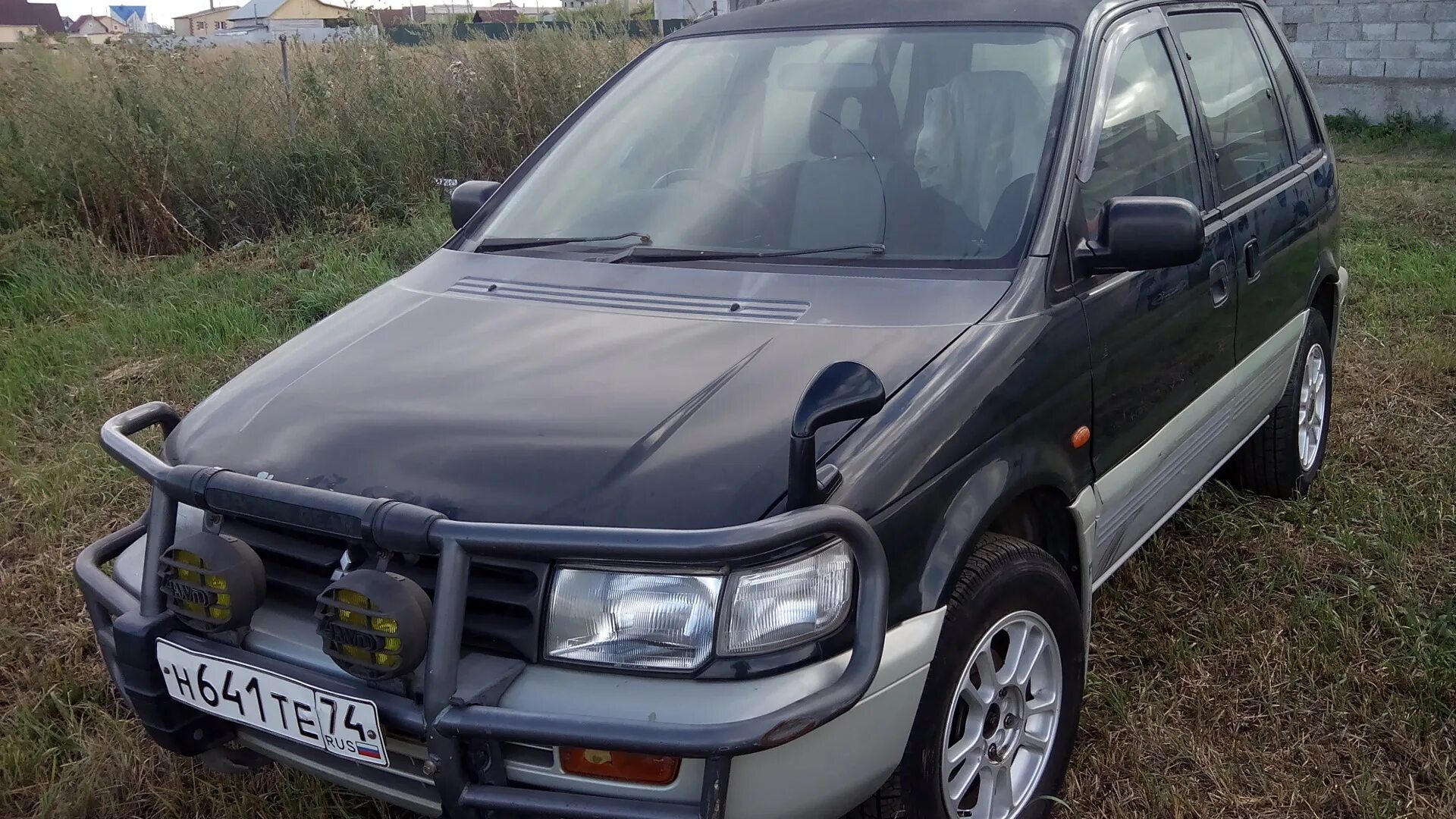 Митсубиси 95 года. Митсубиси РВР 95. Митсубиси РВР 95 года. Mitsubishi RVR 96 год. Мицубиси РВР 1995.