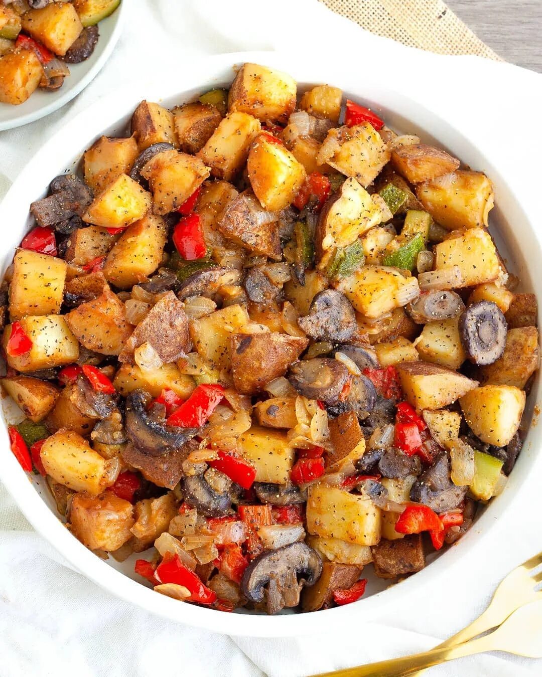 Как приготовить вкусное рагу из овощей. Рагу. овощное рагу. рагу из овощей. вкусное овощное рагу.