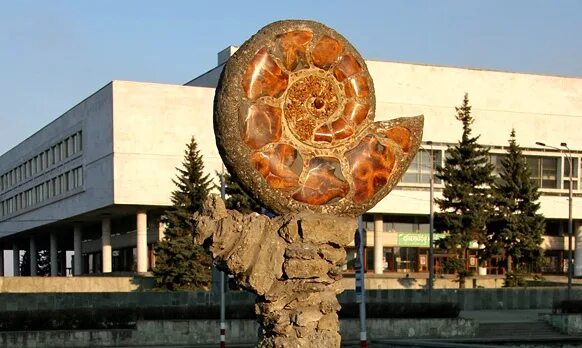 Памятник симбирциту в ульяновске фото Симбирцит