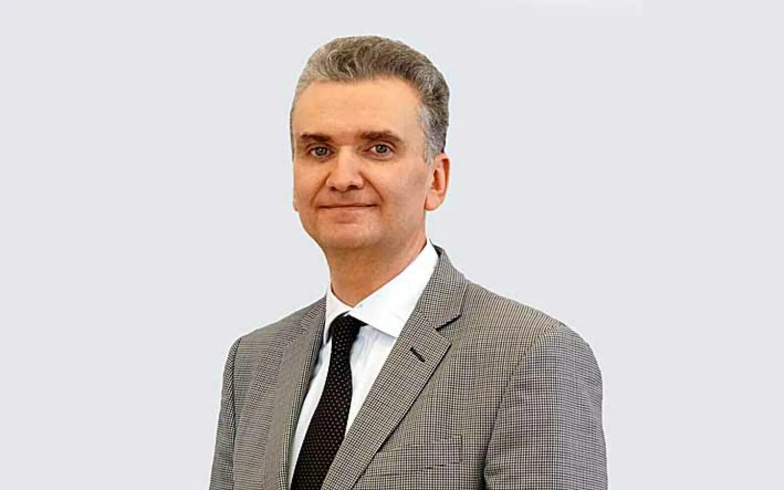 Федосов втб тюмень. Заместитель управляющего банком. Овчинников юрий александрович. Краснодарский филиал газпромбанка руководитель. Заместитель управляющего банком.