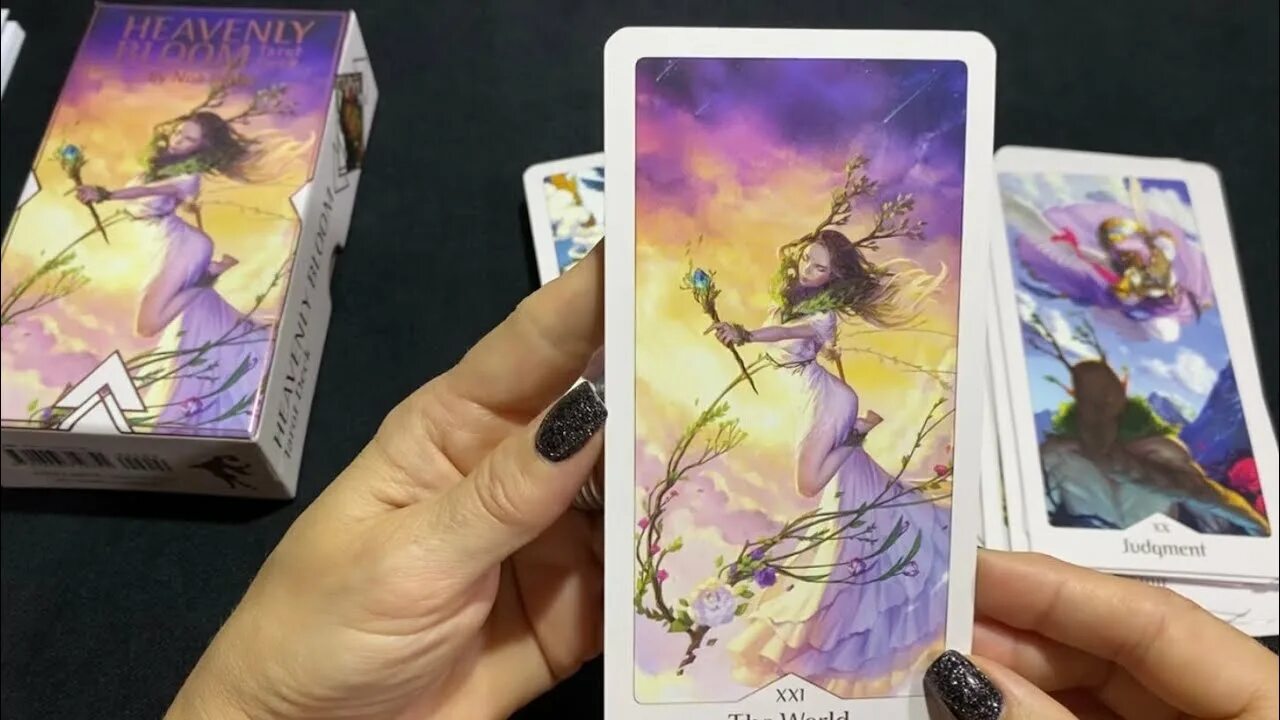 Таро новинки ютуб. Heavenly Bloom Tarot. Heavenly Bloom Tarot галерея. Таро небесного цветения. Новинки Таро.