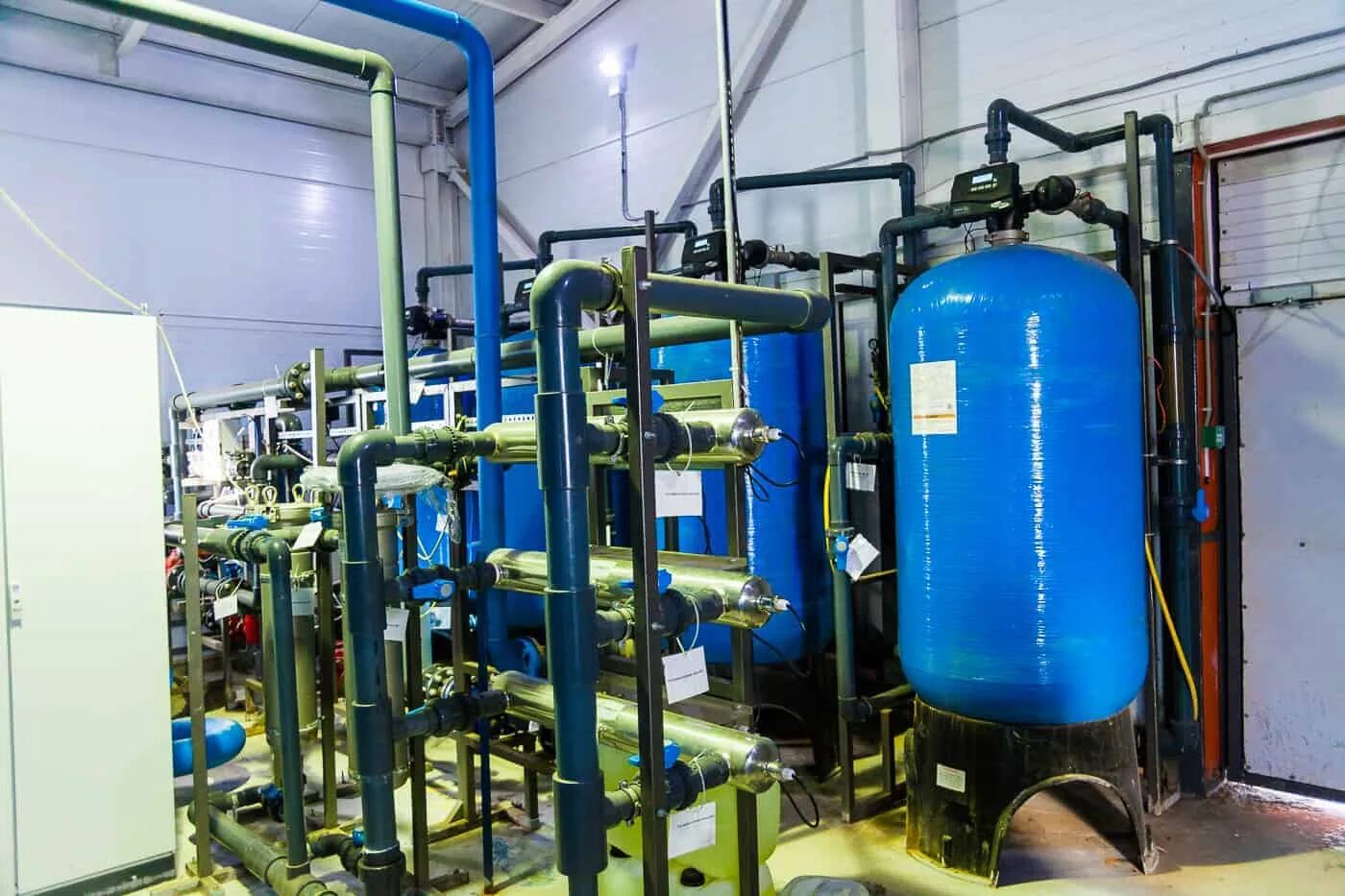 Системы водоочистки промышленные. Промышленная очистка воды водоподготовка. Система водоподготовки Промышленная. Промышленные системы фильтрации воды.