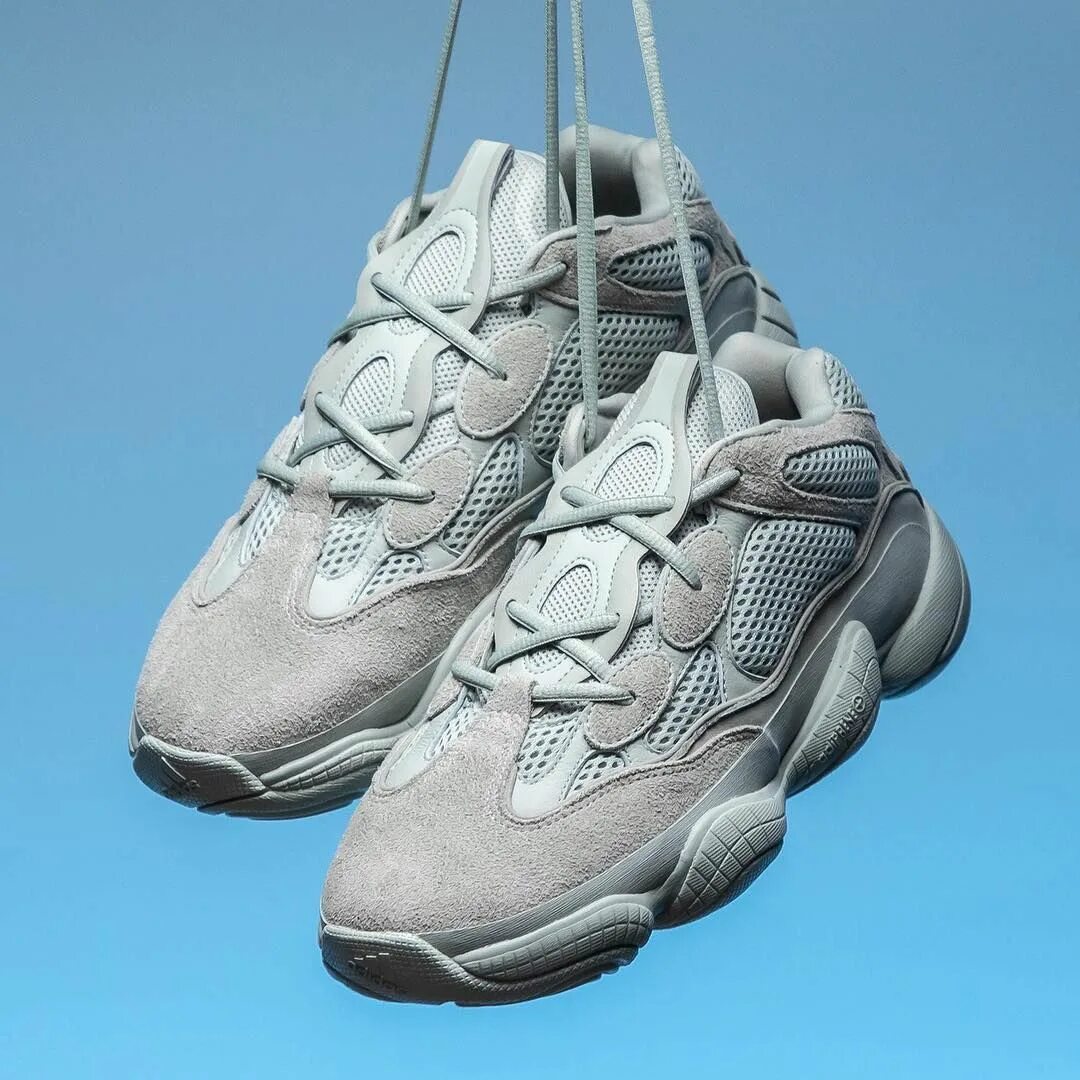 Шнуровка изи. Адидас ИЗИ 500. Adidas Yeezy 500. Adidas Ezzy 500. Adidas Yeezy 500 Salt.