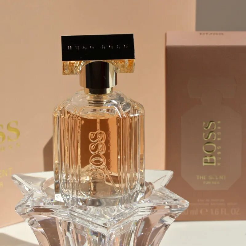 Hugo boss the scent женский. Духи Hugo Boss the Scent. Hugo Boss the Scent for her. Hugo Boss for her. Духи Boss the Scent женские.