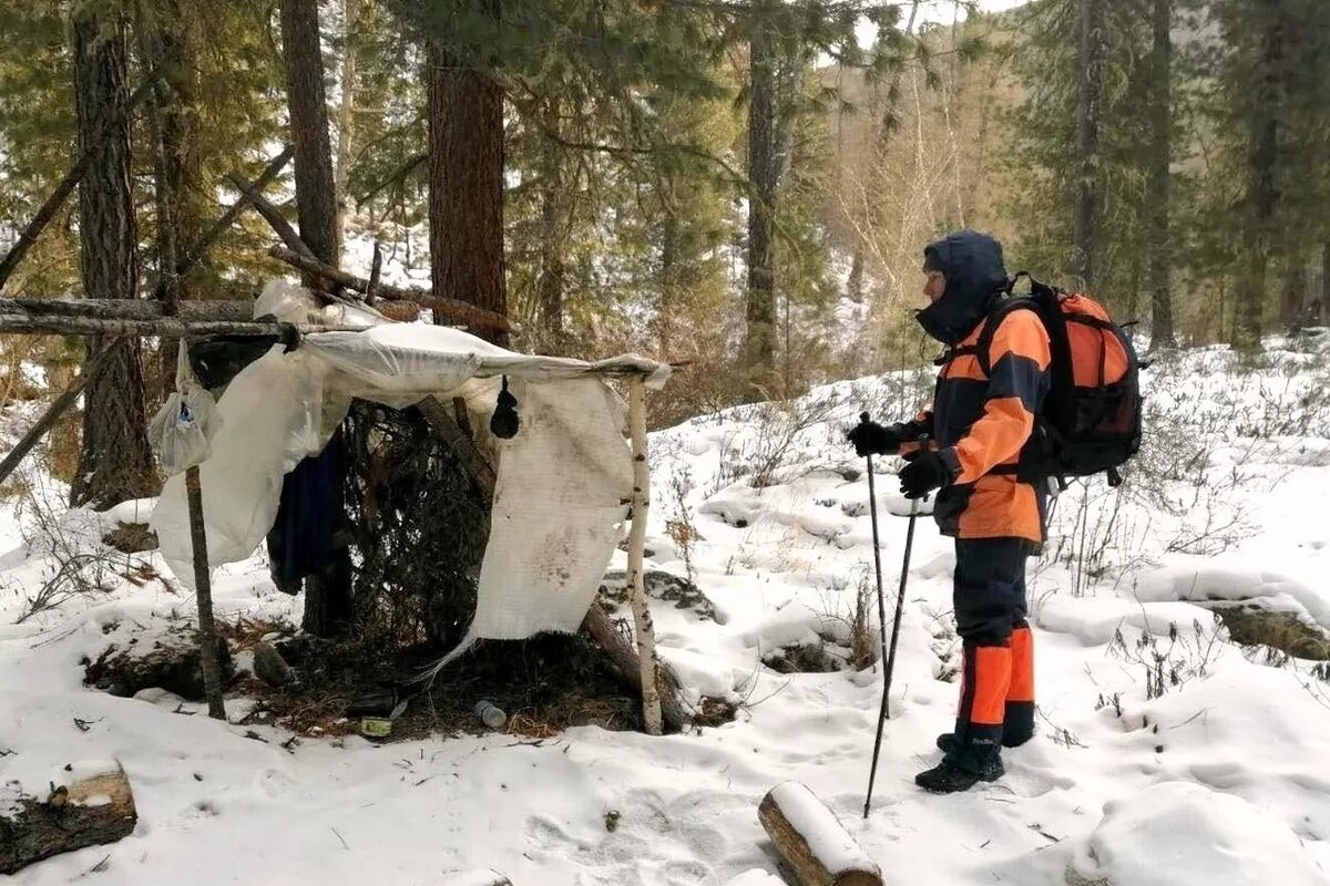 МЧС Тайга. Заблудился в тайге. Спасатели Сибири. Сборщики кедровых шишек в Сибири.