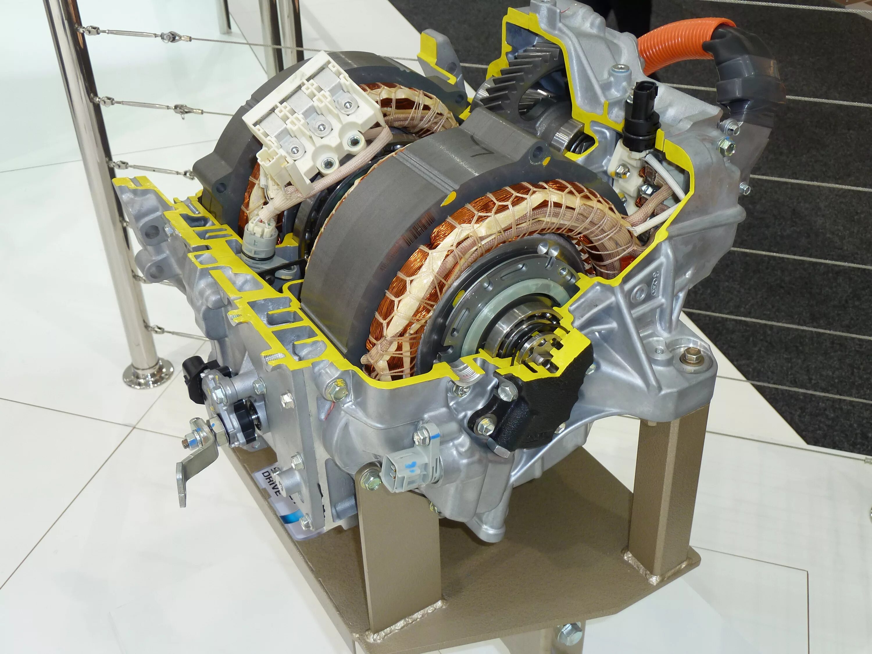 Hybrid cvt. Трансмиссия Тойота Приус. Toyota CVT gearbox. Вариатор Тойота Приус. Приус планетарная коробка.