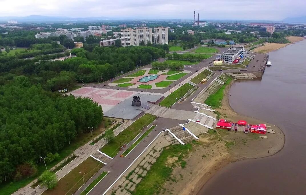 Цуефа комсомольск на амуре. Комсомольск на Амуре. Набережная Комсомольска на Амуре. Набережная реки Амур Комсомольск на Амуре. Комсомольск Хабаровский край.