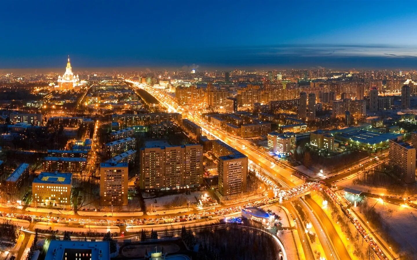 Ленинский проспект с высоты птичьего полета Москва. Москва фотопанорама. Москва дорога МГУ. Ночная Москва панорама. Версия россия город