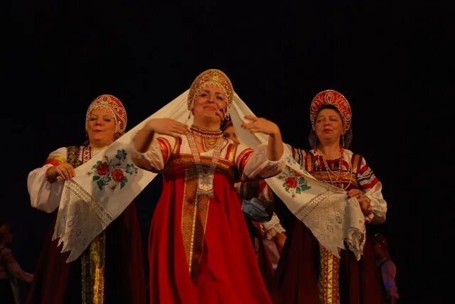 Неофольклоризм. Новая фольклорная волна. Новая фольклорная волна. Этнохудожественный театр. Новая фольклорная волна.