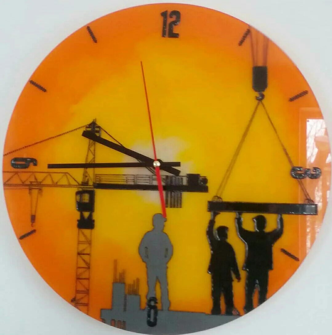 Часы и стройка. Часы на стройке. Часы для строителей. Часы на стройке. Сроки строительства.