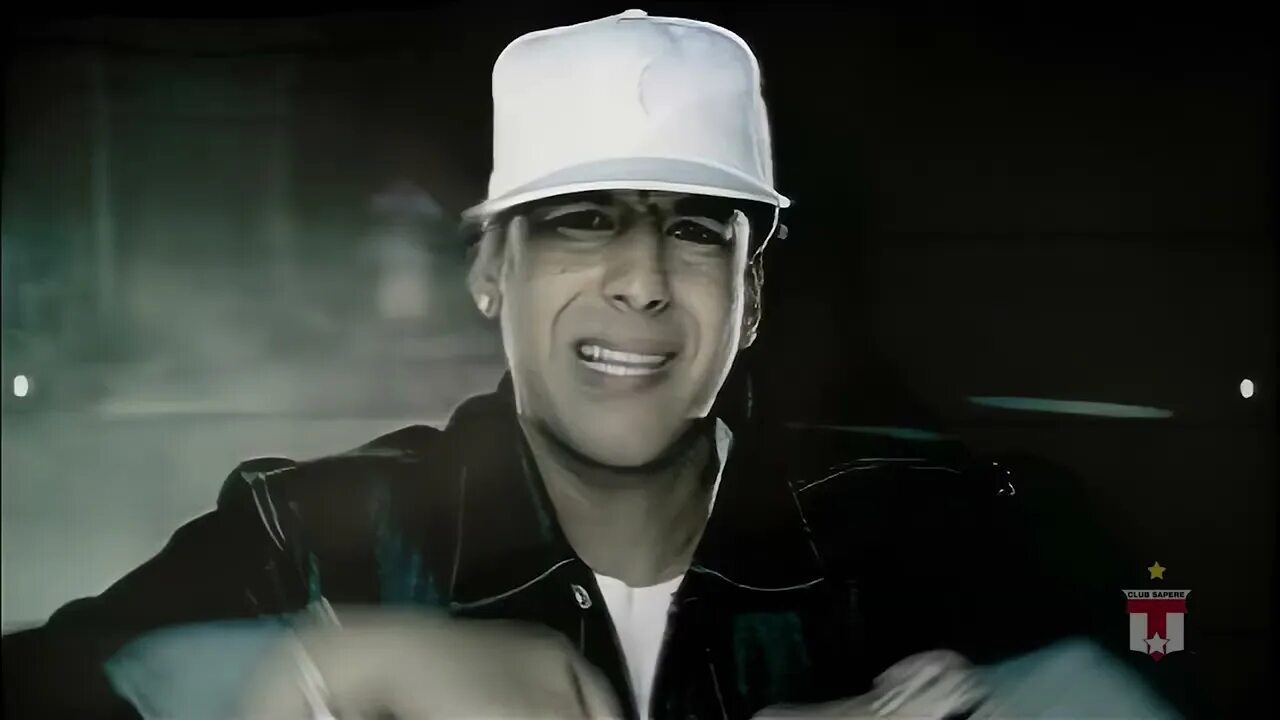 Daddy yankee gasolina песня. Daddy Yankee gasolina. Gasolina клип. Daddy Yankee - gasolina car. Daddy Yankee gasolina Refaat Mridha Remix Taxi.