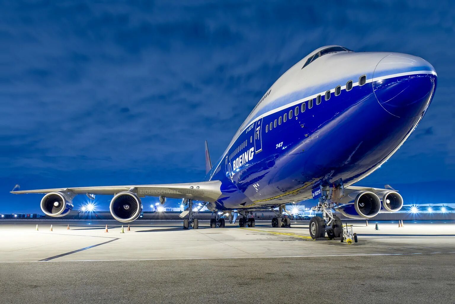 Авиа страна. Боинг 747. Самолёт Боинг 747. Боинг 747 с7. Боинг 747 фото самолета.