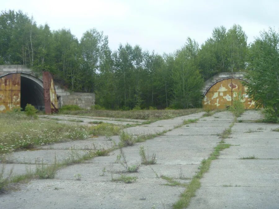 Поселок сокол долинского района сахалинской области. П сокол сахалинская область авиабаза. Аэродром сокол на сахалине. Аэродром сокол на сахалине. Южно-сахалинск село сокол.