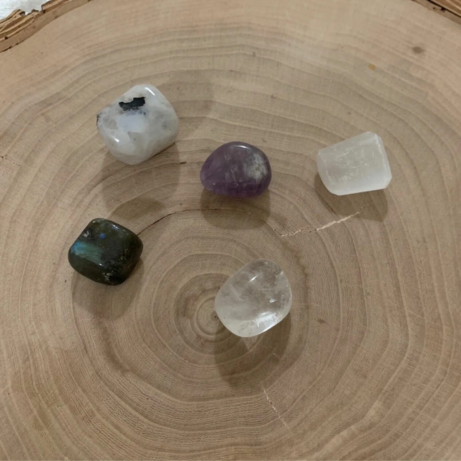 Медитация камни. Набор кристаллов для медитации. Набор камней для медитации купить.