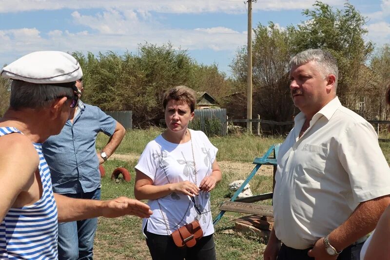 Большевик ипатовский. Пос Большевик Ипатовского района. Правокугультинский Ставропольский край. Поселок Большевик Ипатовский район Ставропольский. Посёлок Большевик Ипатовский район Ставропольский край школа.