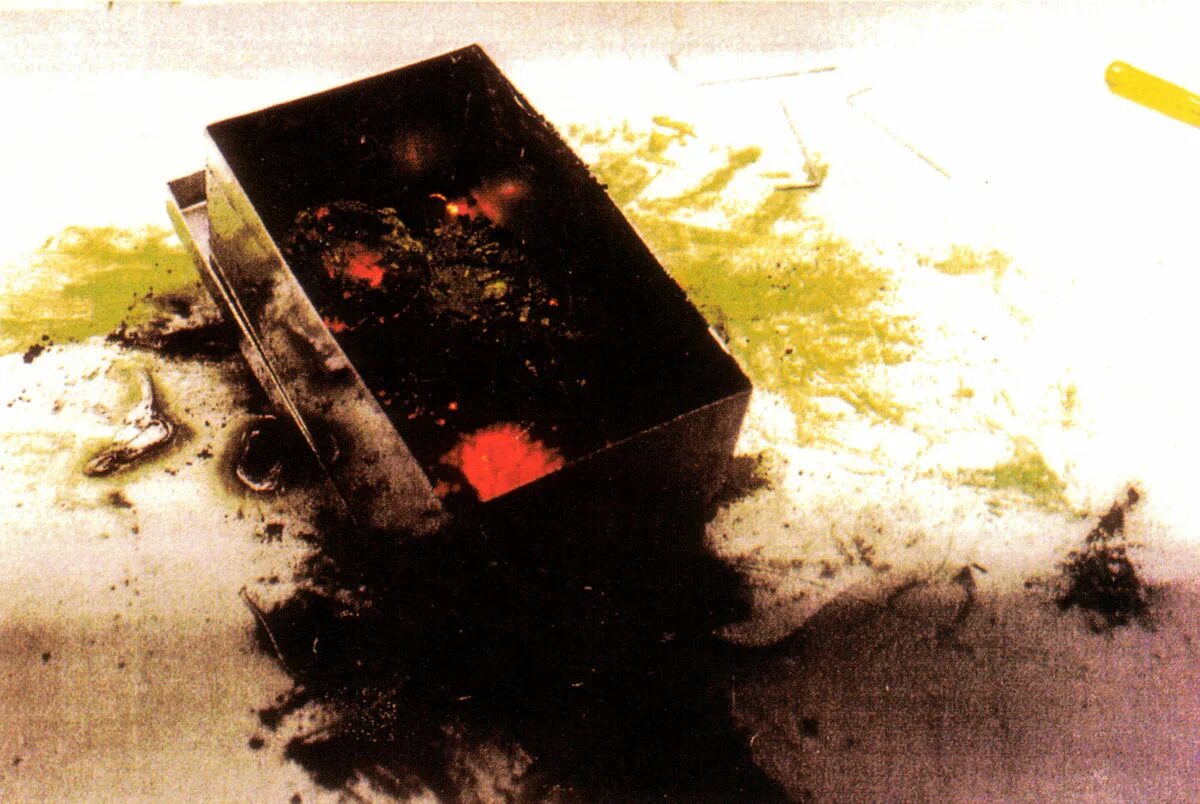 Вулкан бёттгера химический опыт. Пирофорность. Пирофорность. Самовозгорание химических веществ. Пирофорное железо.