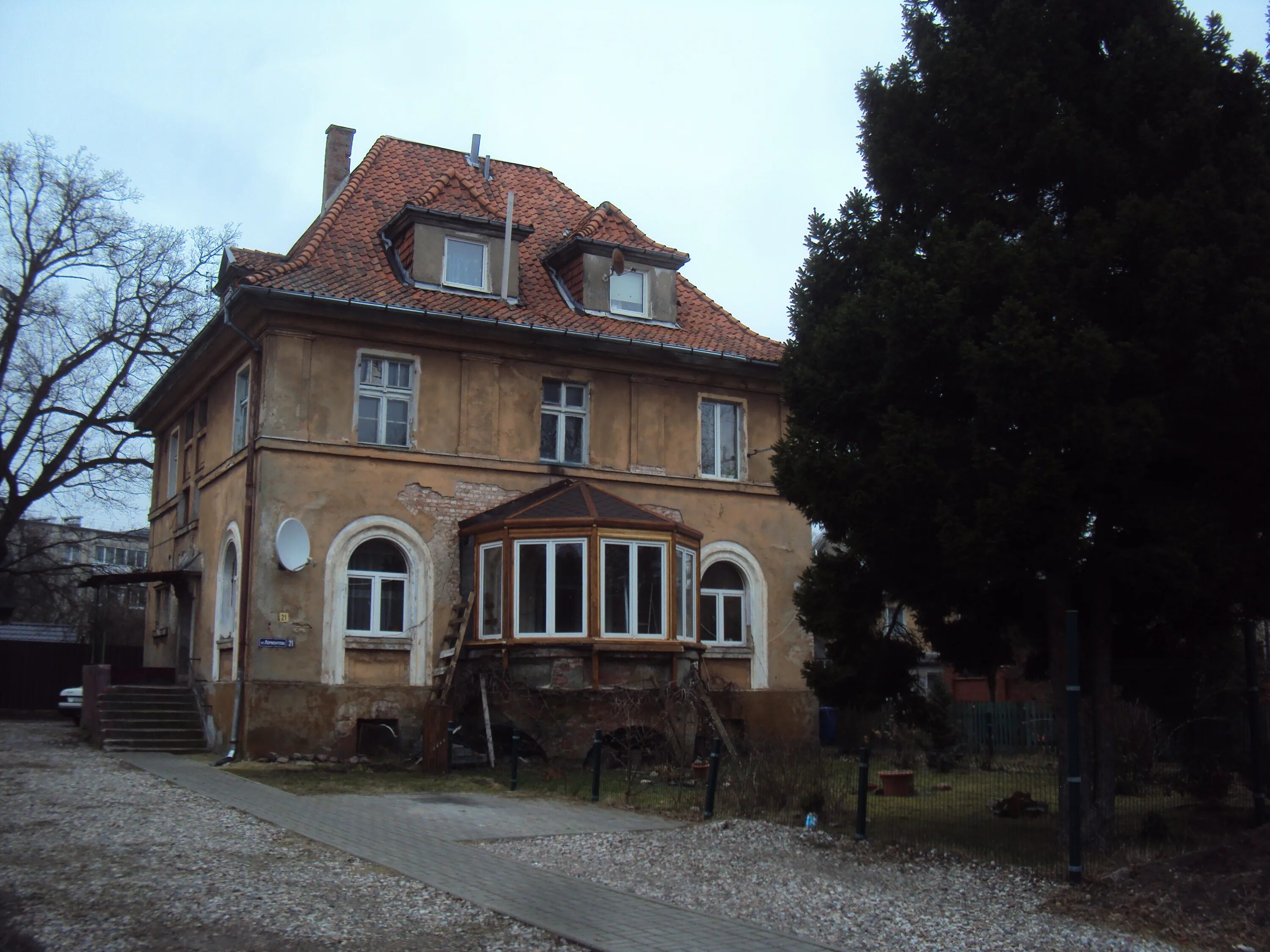 Лермонтова 7 калининград. Частный дом на лермонтова в калининграде. Лермонтовский калининград. Улица лермонтова калининград. Лермонтова 7 калининград.