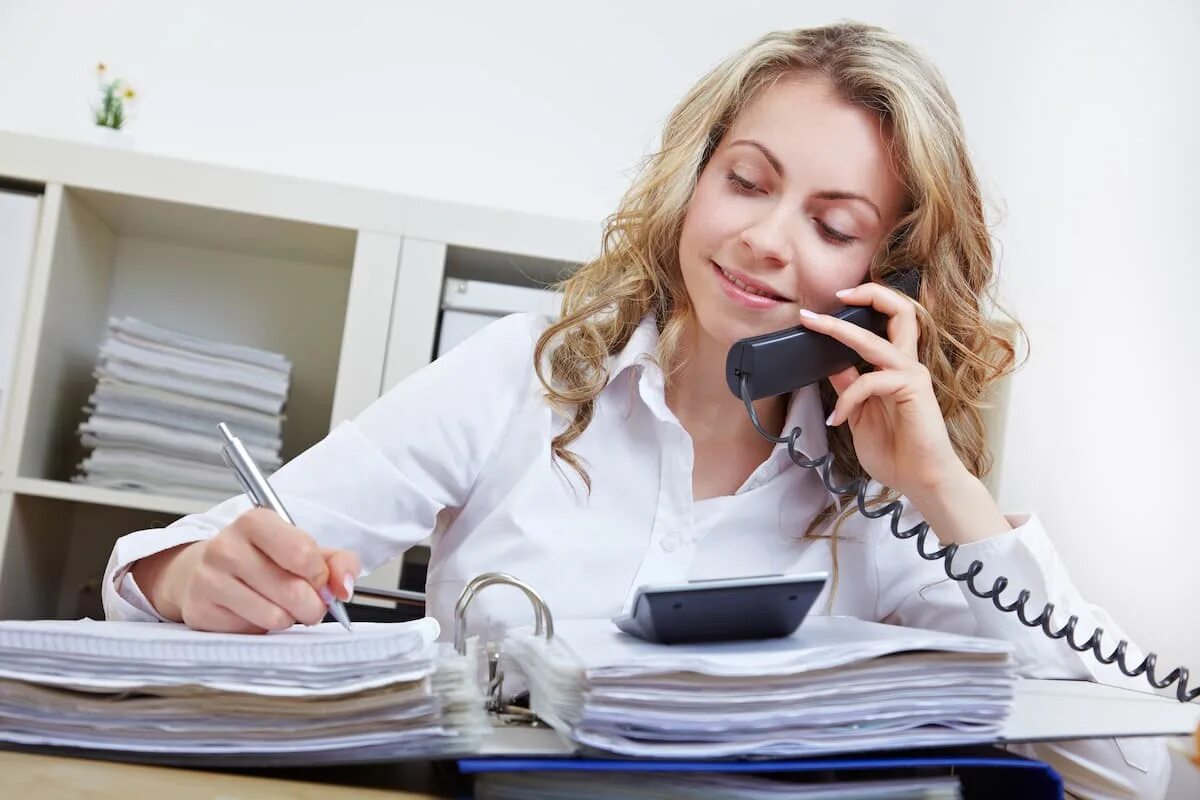 To make a call. Phone call. make a phone call. making calls. делать звонок.