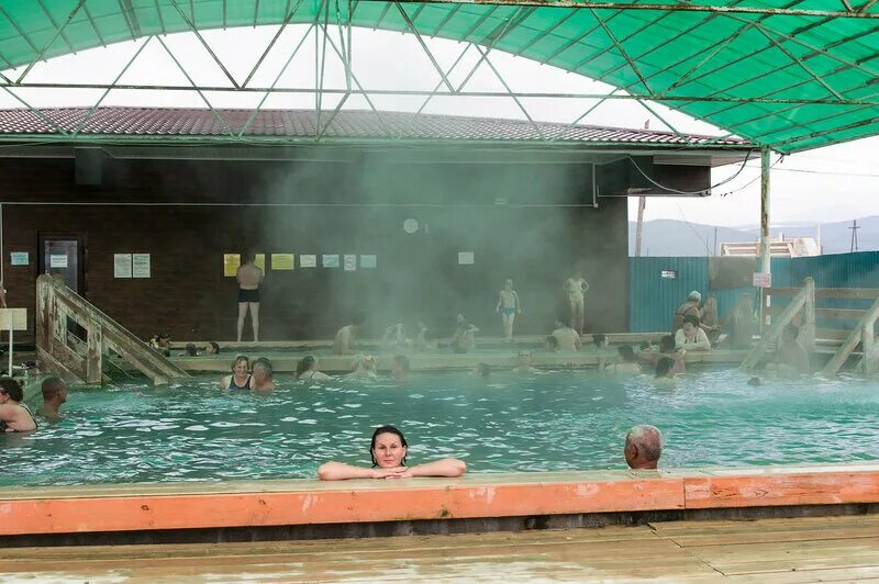 Жемчуг аршан горячие источники. Источники жемчуг аршан. Источник жемчуг аршан. Жемчуг иркутск аршан. Тункинская долина бурятия жемчуг.