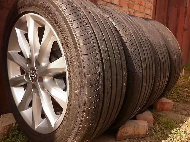 Тойота Камри 215 55 17. Всесезонная шина Камри 40 215/55r17. Диски Toyota Crown r17. Bridgestone r17 Камри 40. Купить р17 215 55