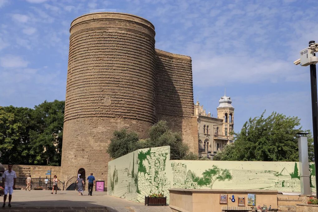 Тайницкая башня нижегородского кремля. История про башню. Башня сююмбике казань архитектор. Вавилонская башня картина брейгеля. Беклемишевская башня башни московского кремля.