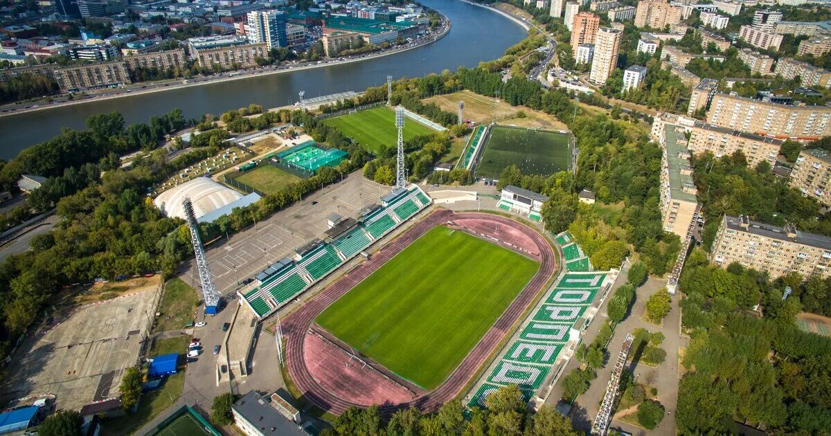 Стадион г москва. Стадион имени Эдуарда Стрельцова. Стадион Торпедо имени Эдуарда Стрельцова. Стадион Эдуарда Стрельцова реконструкция. Стадион Эдуарда Стрельцова Москва.