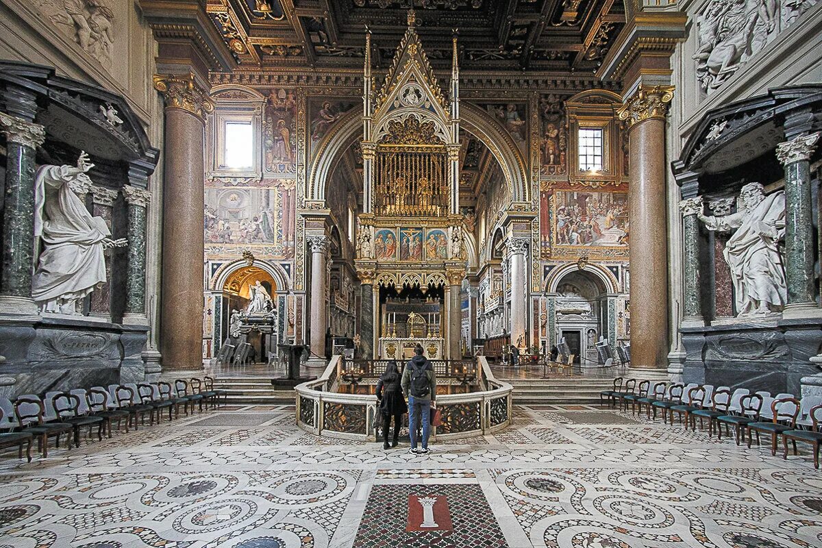 San giovanni. Базилика Сан Джованни Латерано. Церковь Сан-Джованни Латеранского собора.