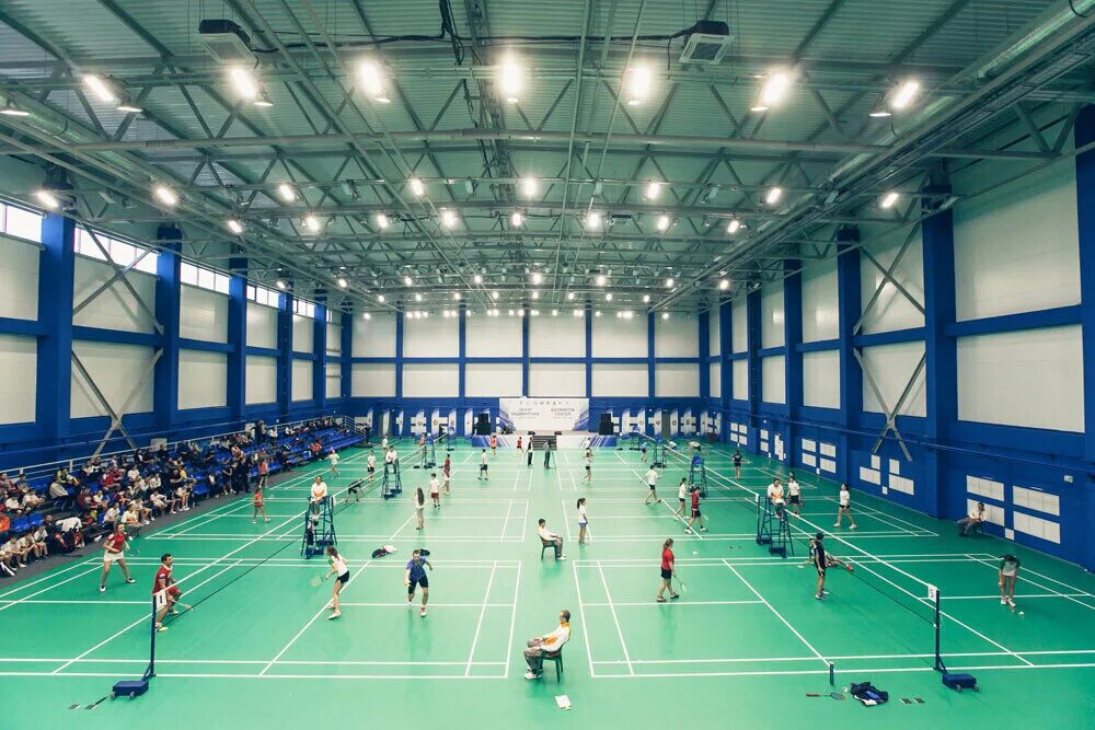 Центр бадминтона казань. Badminton center. Badminton court. Центр бадминтона новая лига. Badminton center.