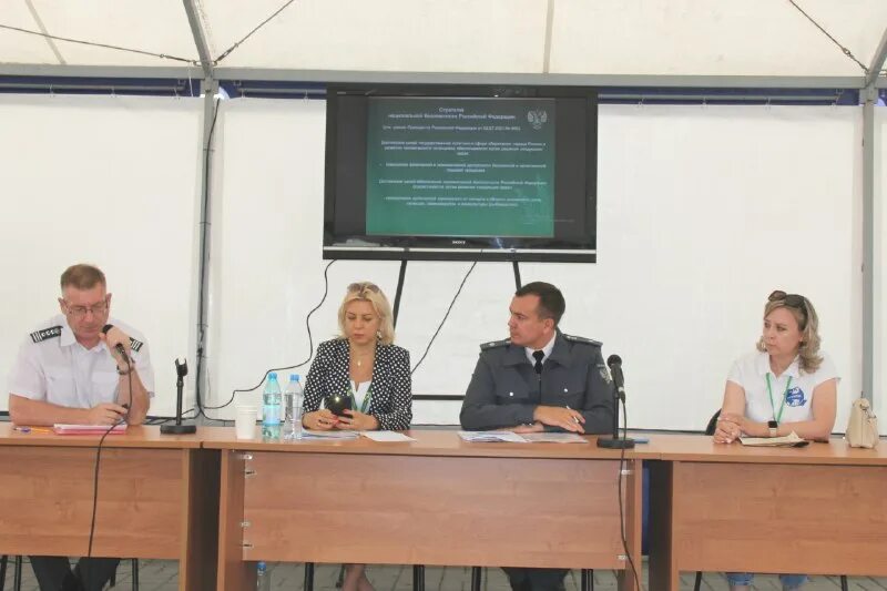 россельхознадзор по алтайскому краю и республике алтай. россельхознадзор алтайский край. 2009 год прокуратура майминского района. владимир овсянников россельхознадзор. дервук анатолий владимирович.