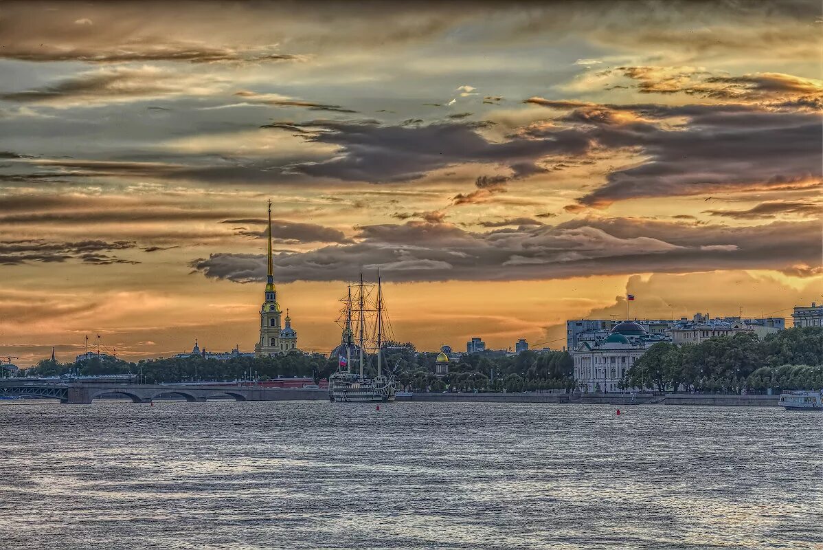 Былые ночи. Белые ночи Санкт-Петербург. Пик белых ночей в Санкт-Петербурге. Белые ночи СПБ пик. Белые ночи в Санк Птербург.