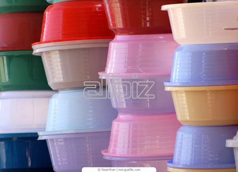 Где купить пластмассовый. Изделия из пластмассы. Кухонные пластмассовые изделия. Пластмассовая посуда для сыпучих продуктов. Пластиковой посуды для пищевых продуктов.