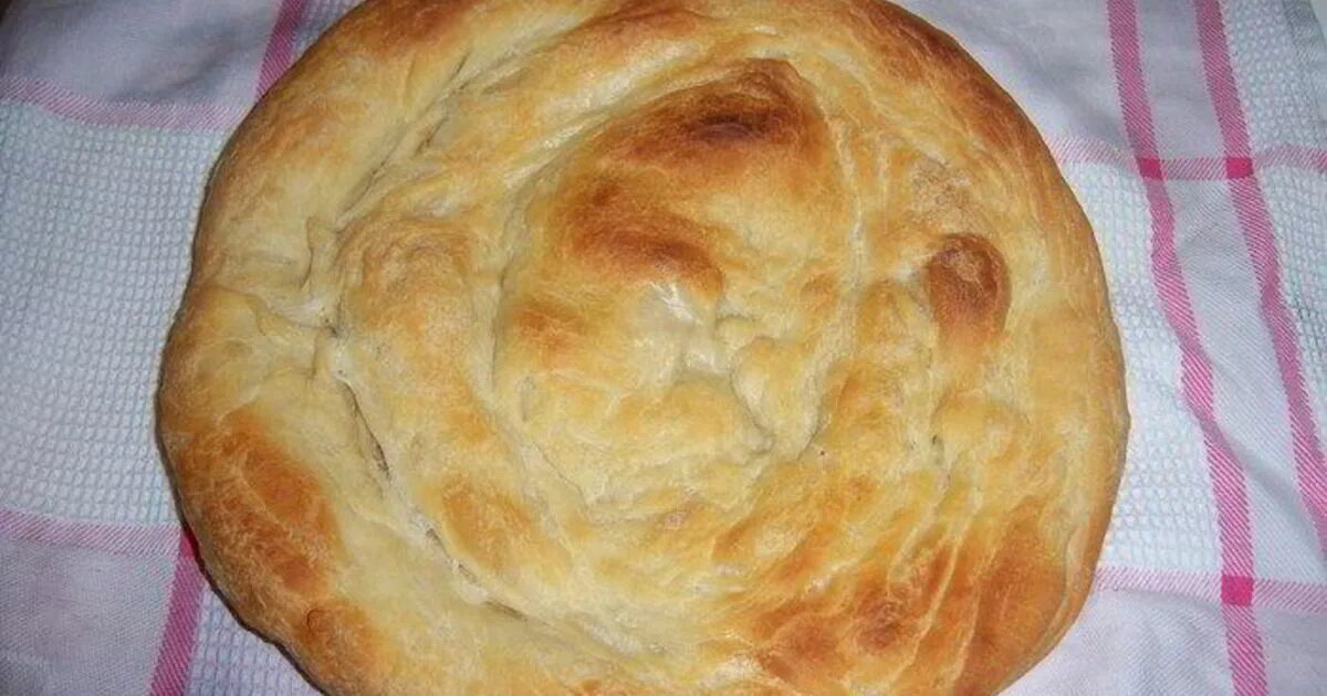 Кабардинский хлеб. Слоёный хлеб кабардинский. Слоёный хлеб Дагестанский. Слоеный хлеб в духовке. Слоёный слоёный хлеб.