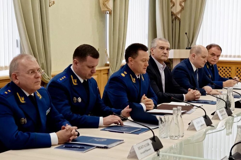 Генпрокурор 2025. Генеральный прокурор рф краснов. генпрокурор россии игорь краснов. генеральный прокурор рф краснов игорь викторович. краснов игорь викторович с путиным.