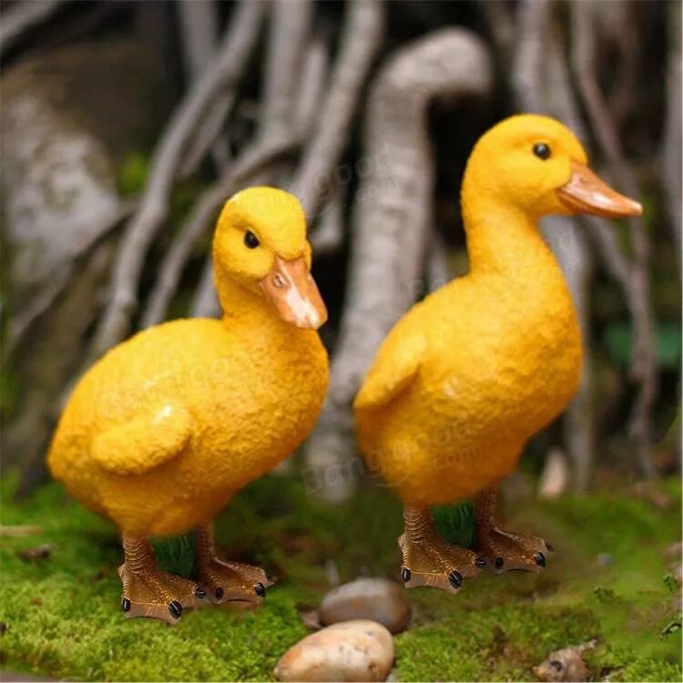 Какого цвета уточки. Цветные утята. Расцветка селезня кряквы. Утки желтые. Цветная утка.