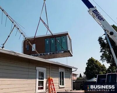 Might building