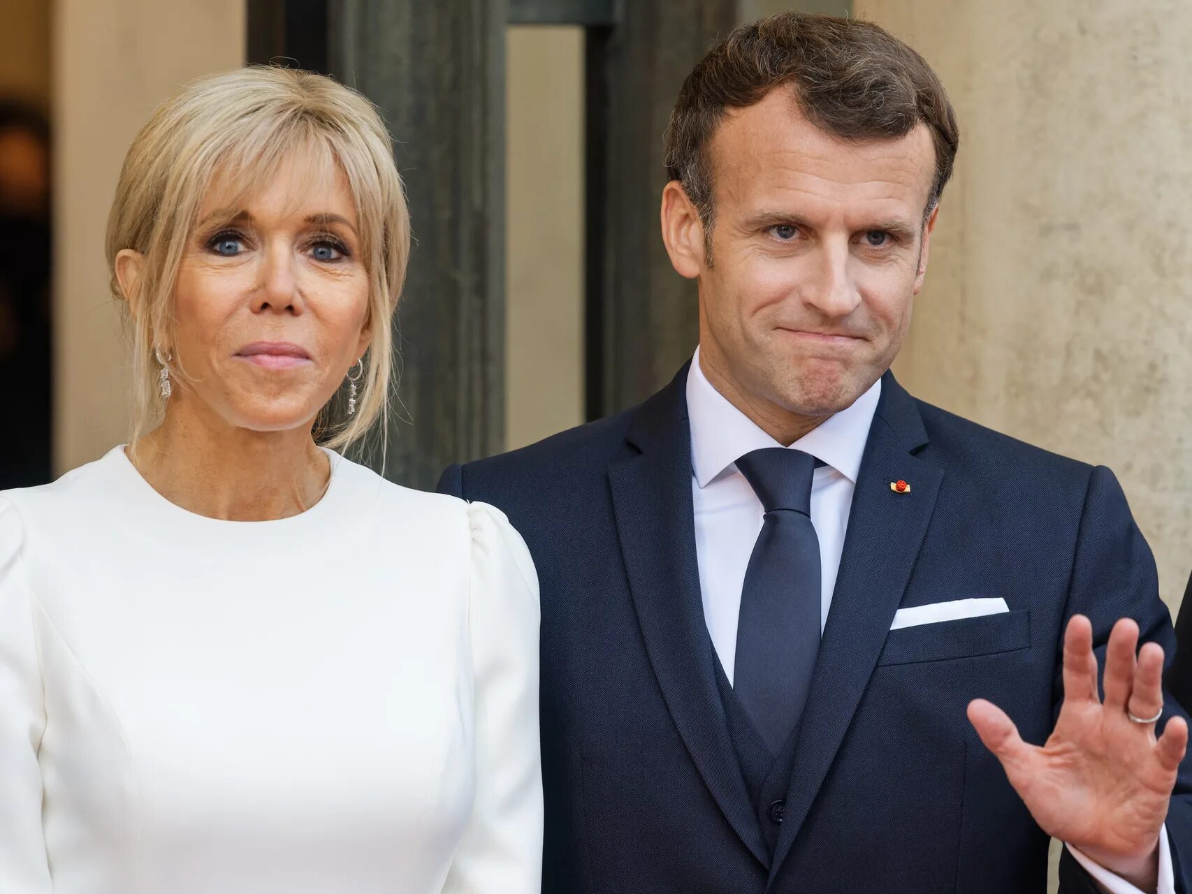 Франции Брижит Макрон. Жена президента Франции Брижит Макрон. Брижит Макрон и Эммануэль. Бриджит Макрон 2022.