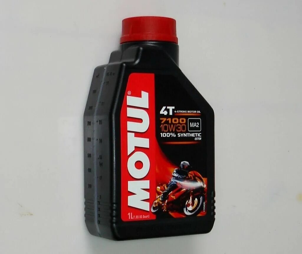 Какое масло в мотоцикл 4 тактный. Motul 7100 4t 10w30 ( 4л). 7100 4t 10w-30. Motul 7100 10w-30 4t. 7100 4t 10w-30 для мотоцикла.