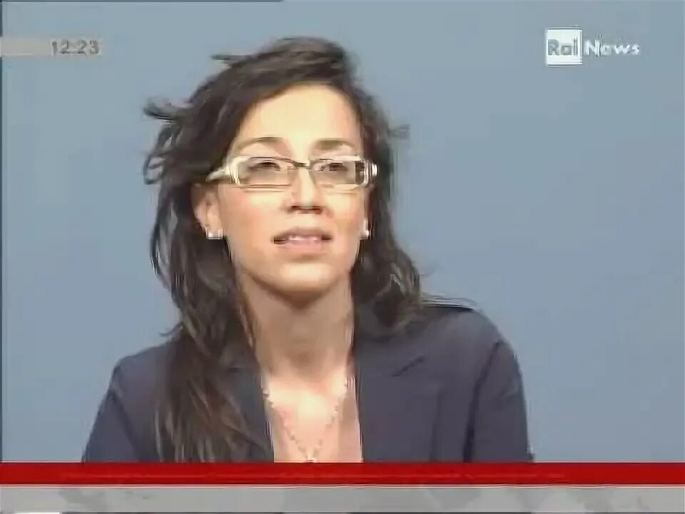 Rai news. Rai news 24 ведущие. rai news 24 presenter. rai news 24 andrea tubili.