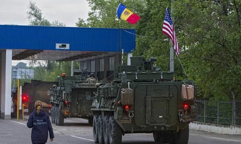 Молдавия нато входит или нет. Колонна техники НАТО В Молдове. НАТО Молдова Приднестровье. Военная колонна НАТО В Румынии. НАТО В Приднестровье.