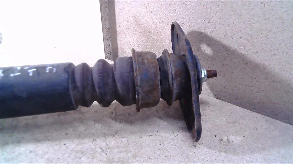 задний амортизатор киа рио 1. 553101g210. амортизатор рио 2. задние амортизаторы киа рио 2013г. Kia rio 2010 амортизатор.