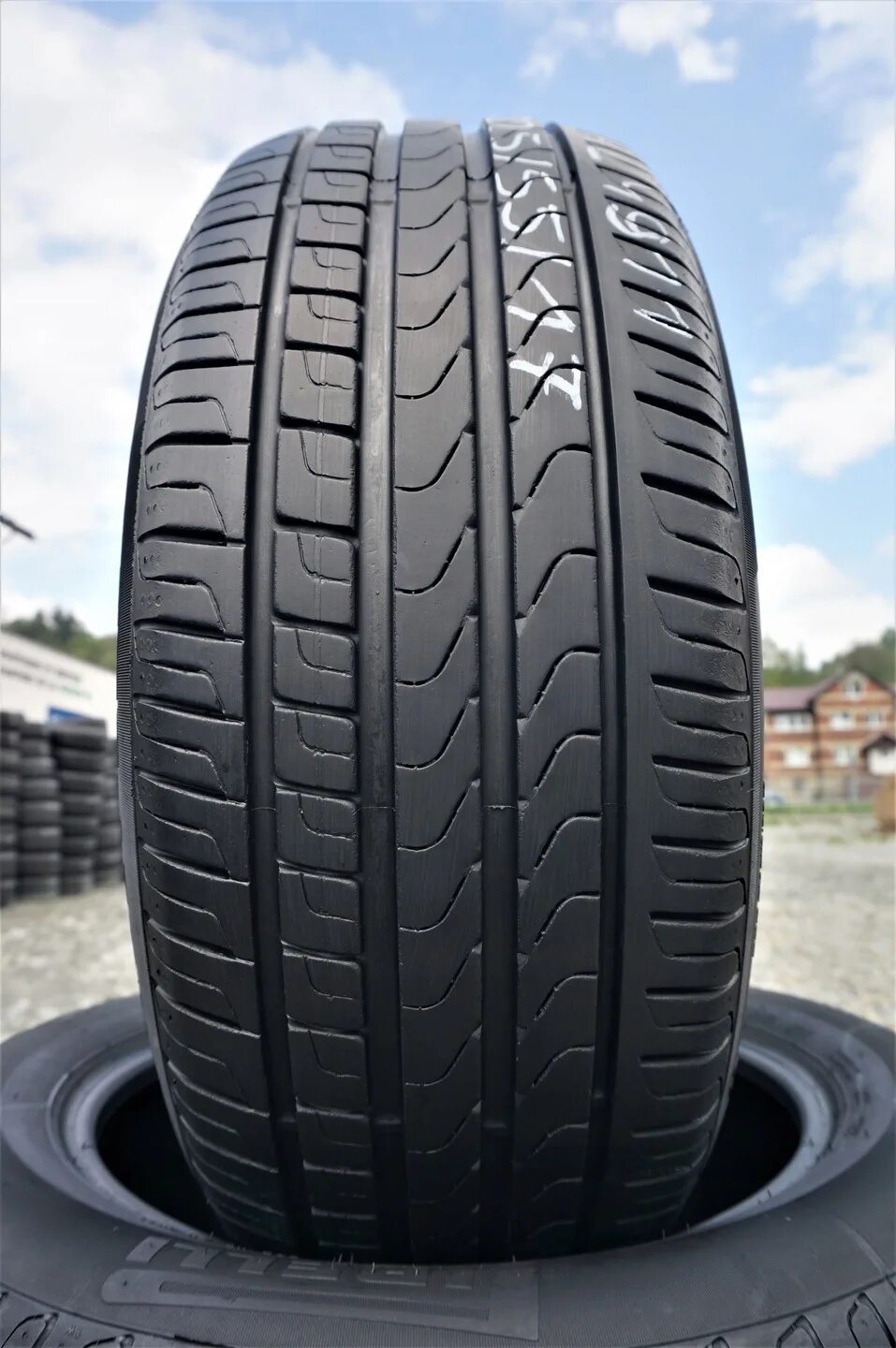 Pirelli p7. Цинтурато р7. Pirelli 265/40 r22. Cinturato p7.