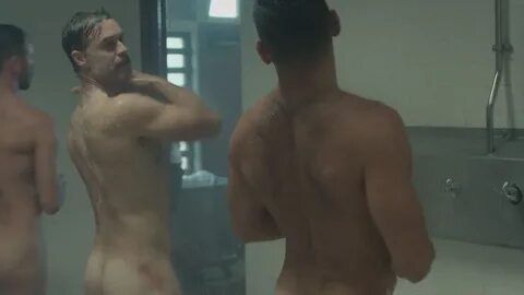 OMG, his butt: Murray Bartlett in this week’s 'Looking' 