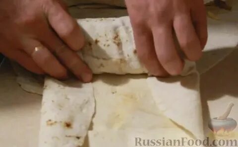 Как свернуть круглый лаваш