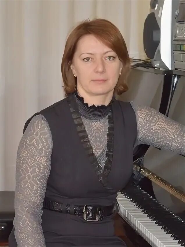 Учителя музыкальной школы в ревде. Учитель музыкальной школы. Ученики музыкальной школы. Учитель музыкальной школы. Музыкальный менеджер.